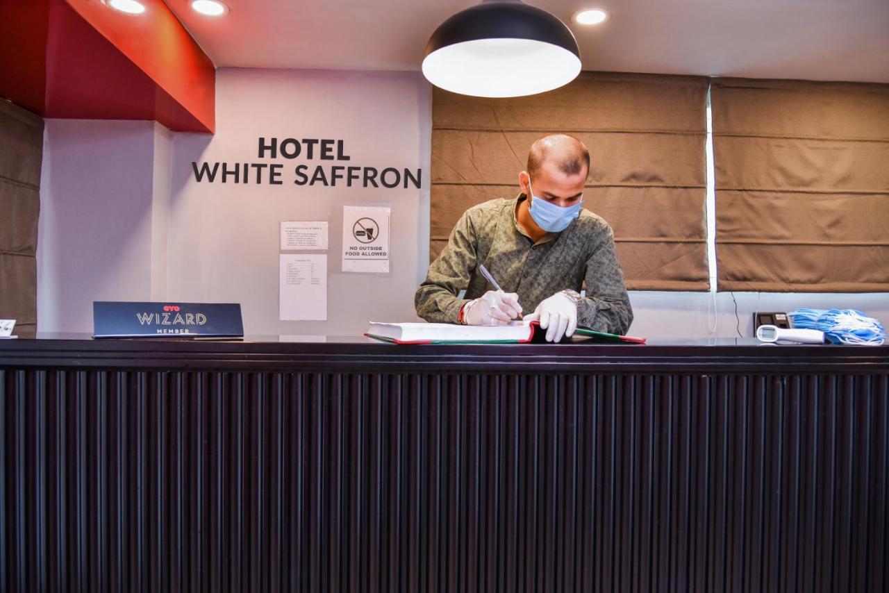 Hotel White Saffron New Delhi Exterior photo